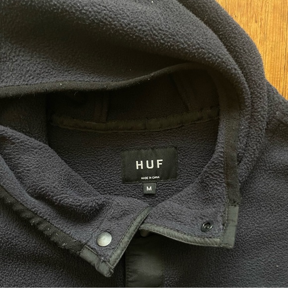 HUF Fleece Quarter Sweatshirt - Picture 3 of 5